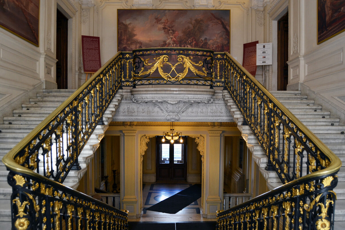 Парадная лестница. Особняк Румянцева