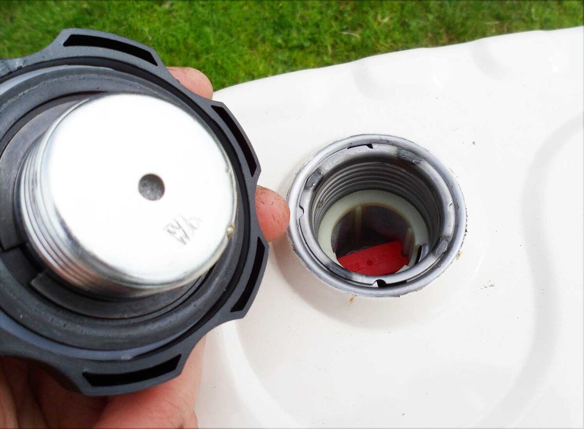 Проверяем топливо.