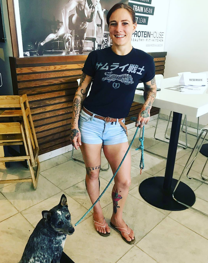 Jessica Rose Clark Р±РѕРµС†