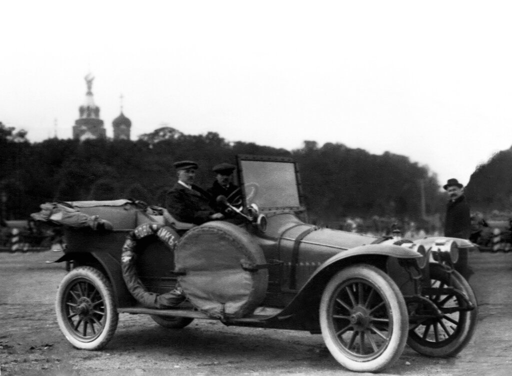 Российский автомобиль Руссо Балт 1911 год