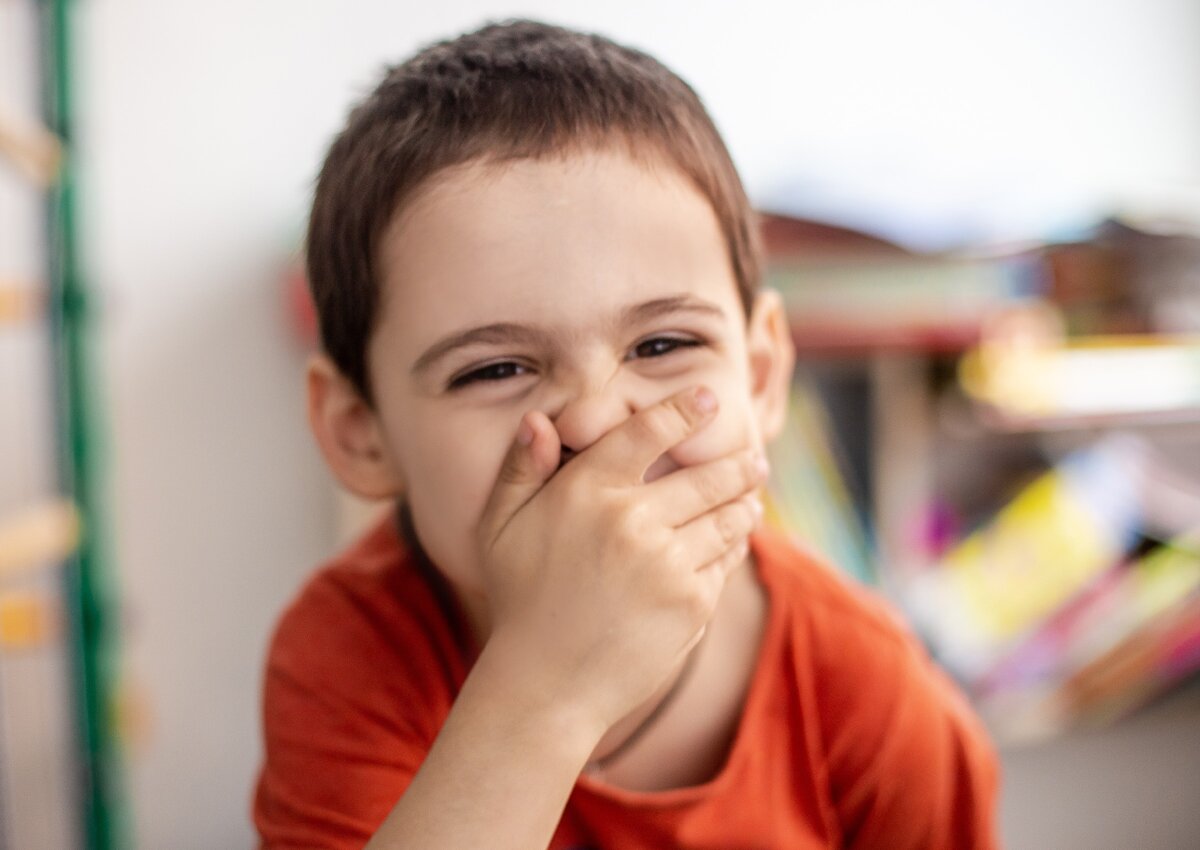 Играем в "молчанку"