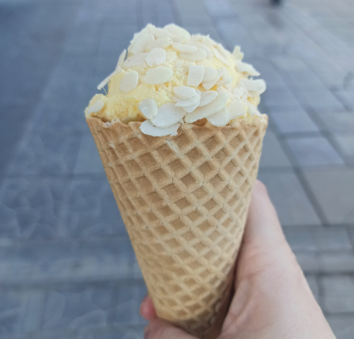 какое мороженое можно. мороженое. красивое мороженое. необычное мороженое. мороженое рожок.