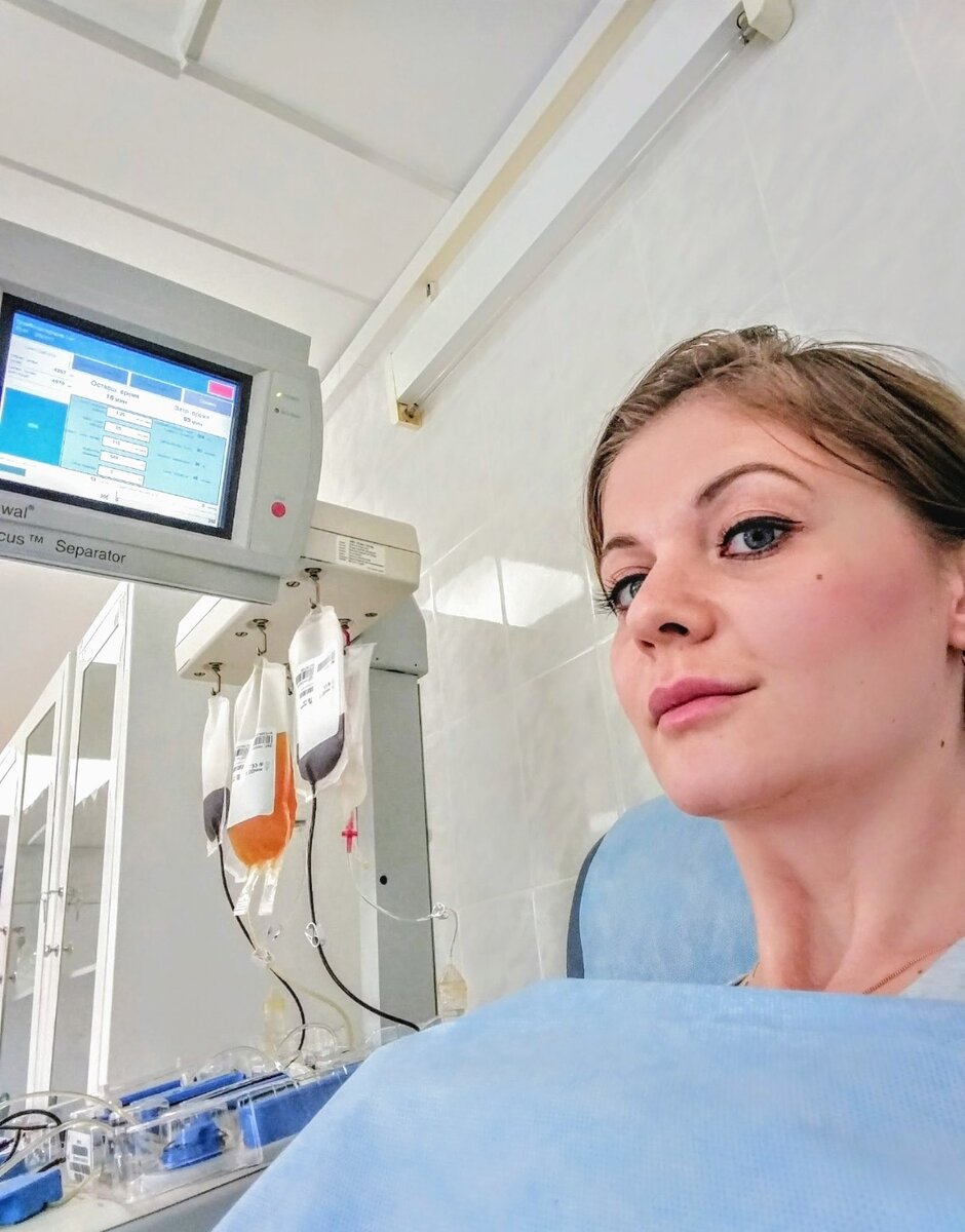 Кстати, сдача крови (донорство) приносит пользу не только реципиенту, но и самому донору. К тому же, во время кроводачи донор теряет около 600 ккал 💉🩸