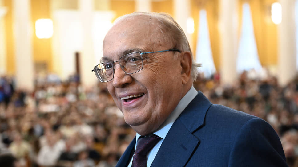    Фото: Александр Казаков / Коммерсантъ