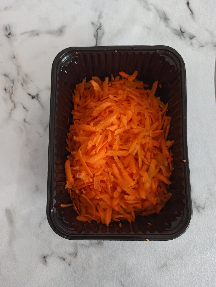 1. Натереть морковь