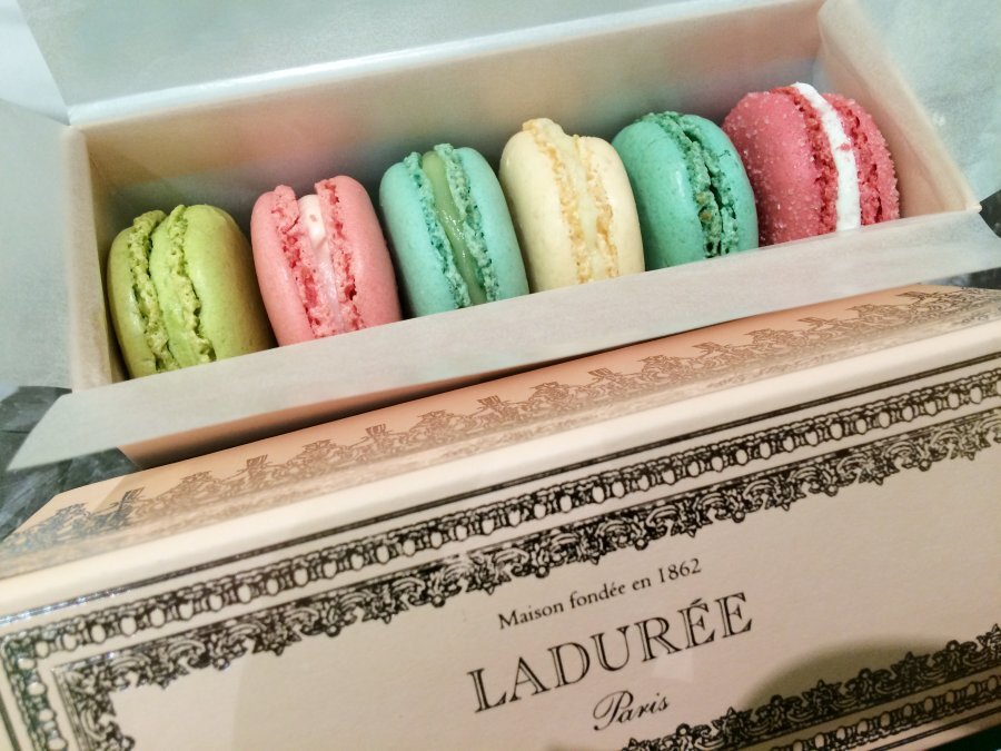 Laduree кондитерская макаронс