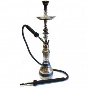 
Самым популярным видом кальяна является именно турецкий, он же классический. Характерные черты такого вида кальяна – литая шахта и расписная колба. В классической версии такого кальяна необходимым атрибутом является массивная трубка.