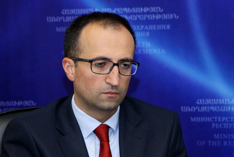 Министр здравохранения Армении Арсен Торосян. Фото: armenpress