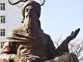 Памятник Яссави в Ашхабаже (Туркменистан). Ходжа Ахме́д Ясави́, 1103, Сайрам — 1166, Туркестан— суфийский поэт, один из первых суфийских мистиков в тюркоязычном мире.  Автор цикла стихов «Дивани хикмат». 
