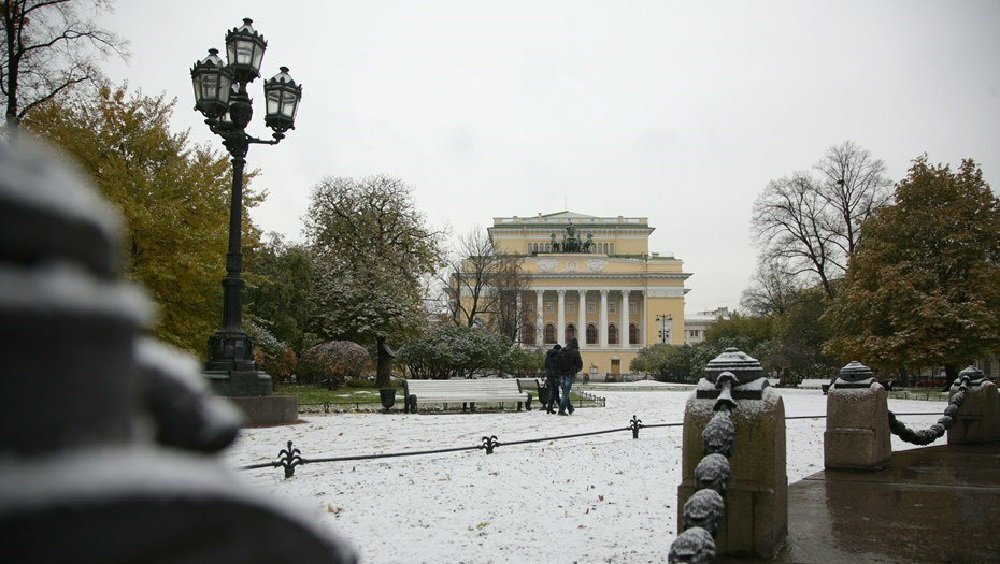 Снег в Петербурге. Фото "Невские новости" 