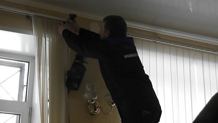 Скрытая камера , камера , карниз 