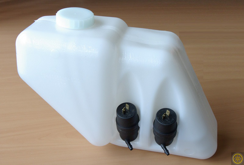 Бачок омывателя ВАЗ 2109