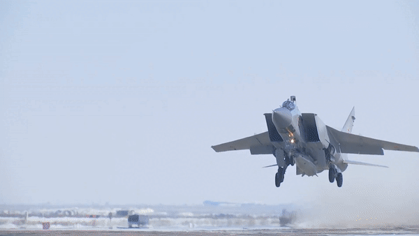 Источник: Минобороны России. Пуск Х-47М2 "Кинжал"