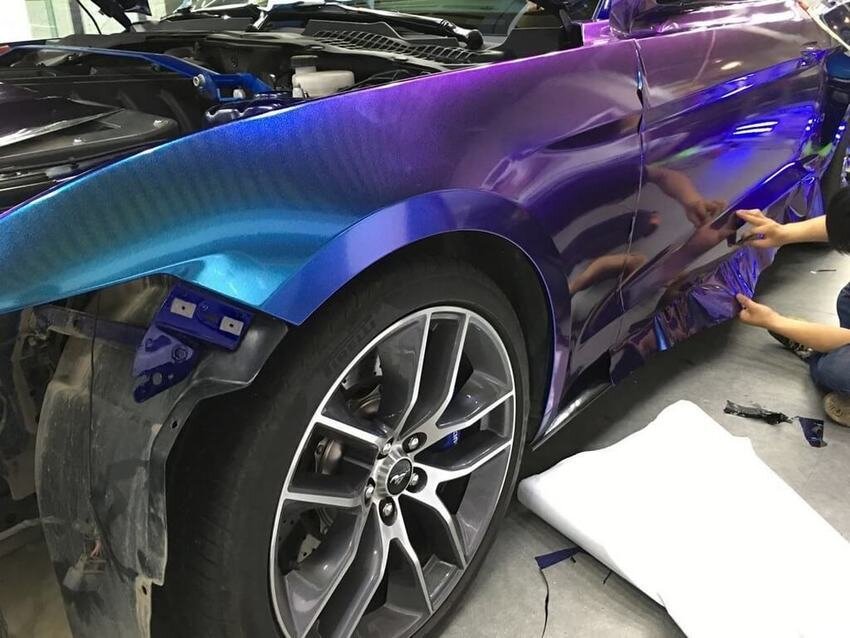 Оклейка авто цветной пленкой - Все что нужно знать