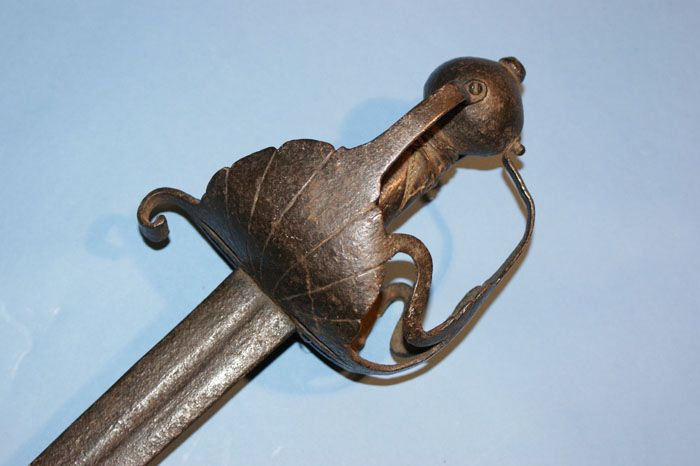 Эфес "хаудегена бедного человека". Источник: mihalchuk-1974.livejournal.com