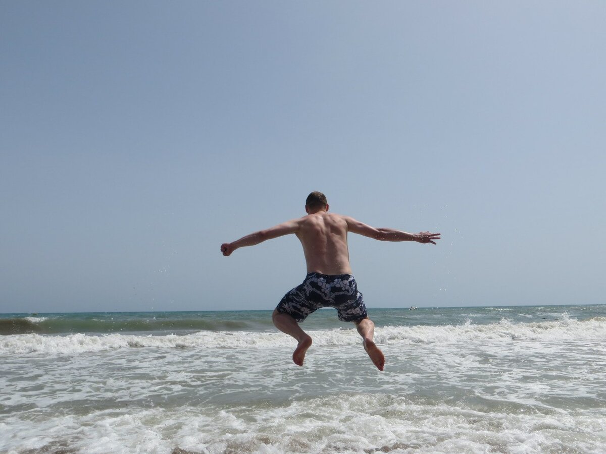 Не знаю, как Вы, а я с диабетом именно ЖИВУ!