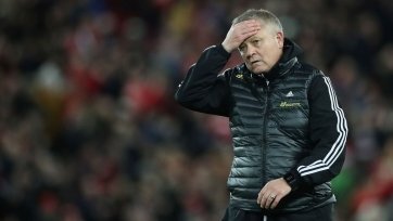 Фото: premierleague.comСадио Мане заколачивает мяч в ворота «Шеффилд Юнайтед», и зрители восторженно охают. Как красиво всё удаётся «Ливерпулю», как слажено идёт игра! Сенегалец без слов понимает одноклубника Мохамеда Салаха, а атака команды выглядит как никогда грозно. Всё это заслуга немецкого специалиста Юргена Клоппа, который построил одну из сильнейших команд в истории лиги. Даже недоброжелатели признаются, что не восторгаться «Ливерпулем» невозможно. Его боятся, и с него берут пример.
