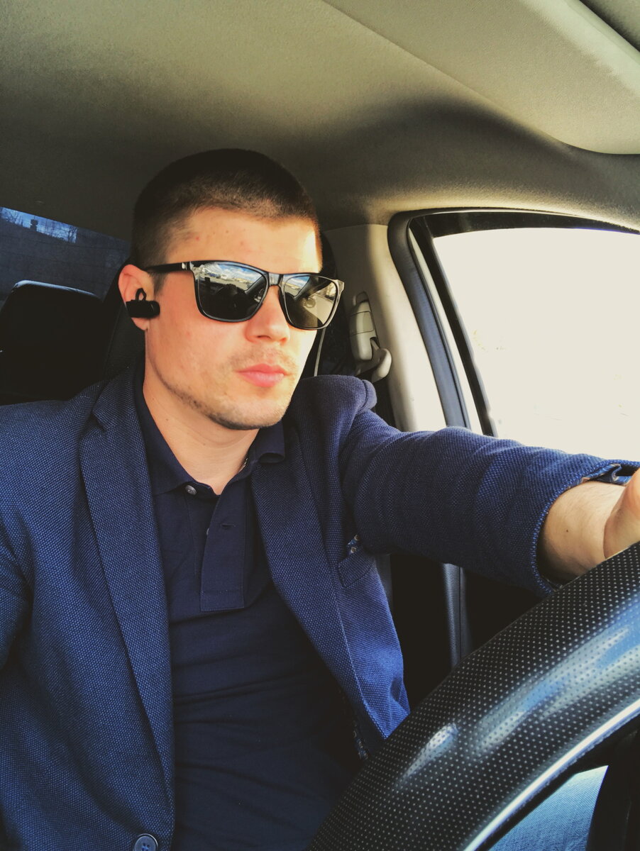 Эдуард,- один из лучших Инструкторов по вождению в Автошколе АСБ 