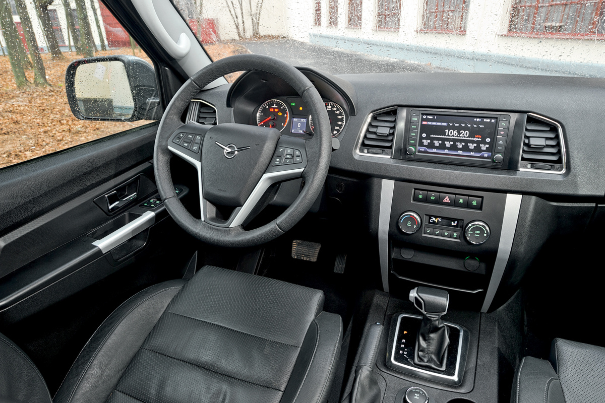 Салон УАЗа. Фото: Авторевю.