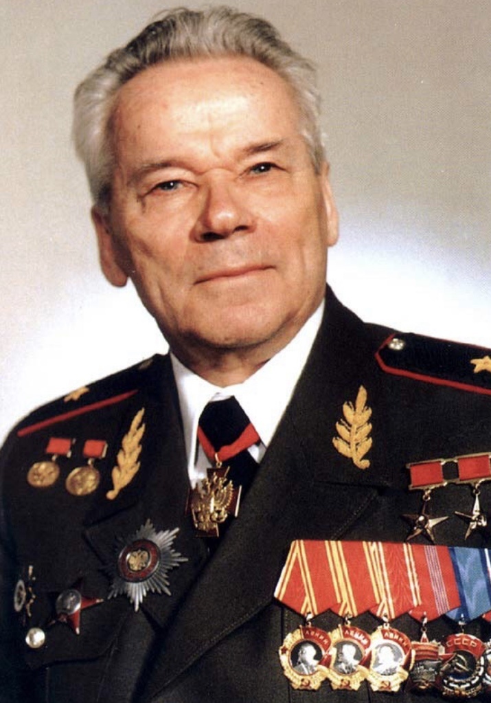 Михаил Тимофеевич Калашников 