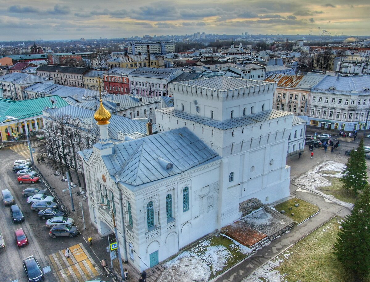 Одно из старейших сооружений Ярославля - Знаменская (Власьевская) башня |  Амбассадор Ярославии / Блогер Ярославль | Дзен