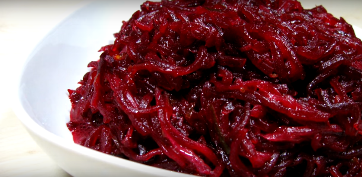 Гарнир из свеклы - это не только вкусно, но и очень полезно!