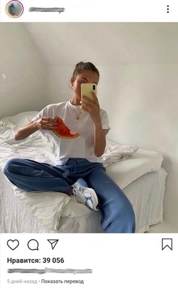 Значительное число фото в "домашнем стиле".