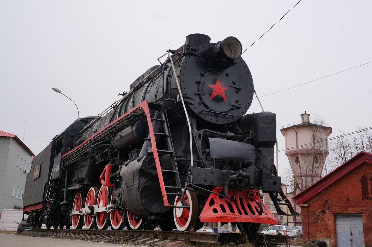 Электросети вышний волочек аварийная. Вышний Волочек. Самовар паровоз Вышний Волочек.