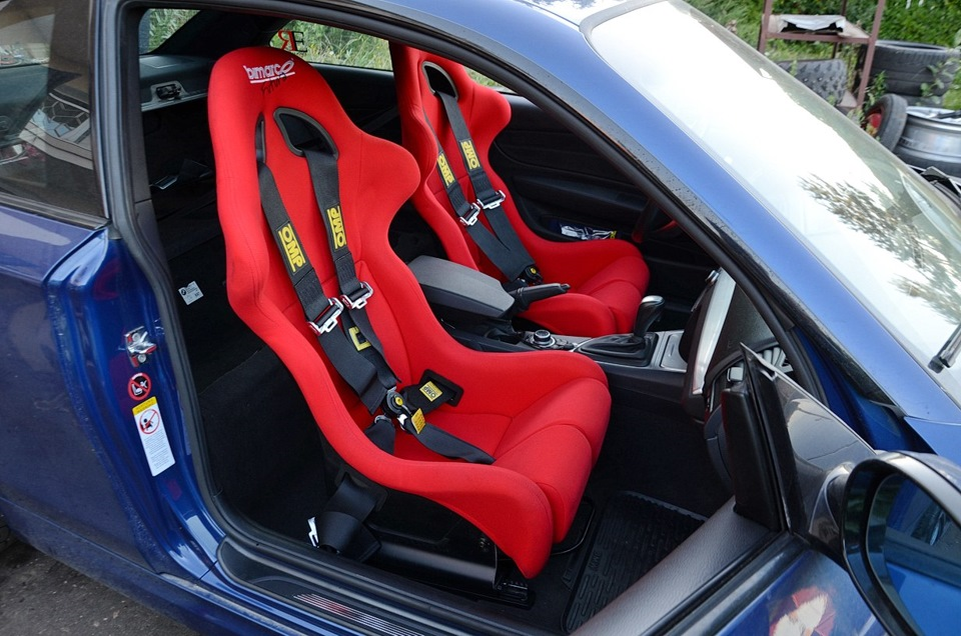 Многоточечные ремни безопасности