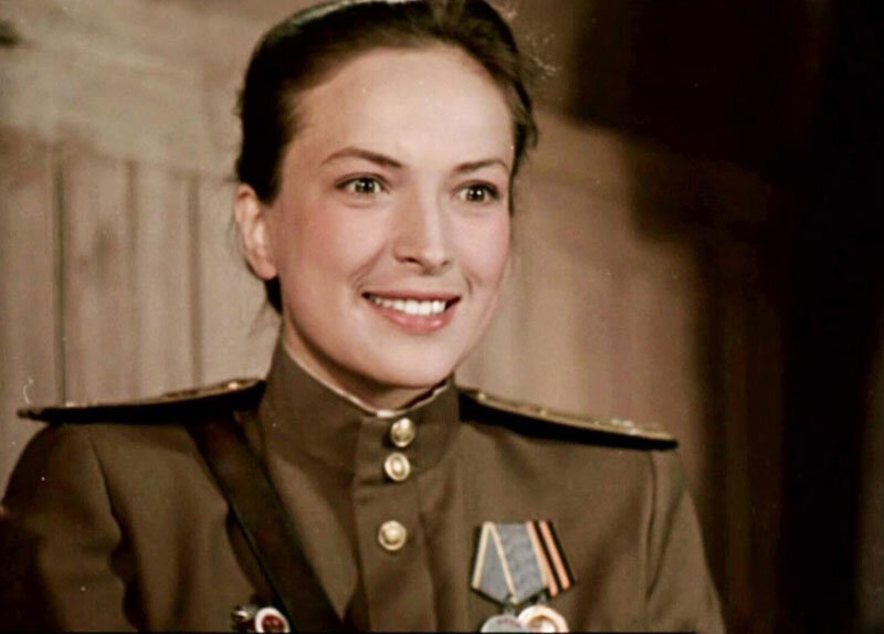 
Клара Лучко в роли Бэлы Мухтаровой
