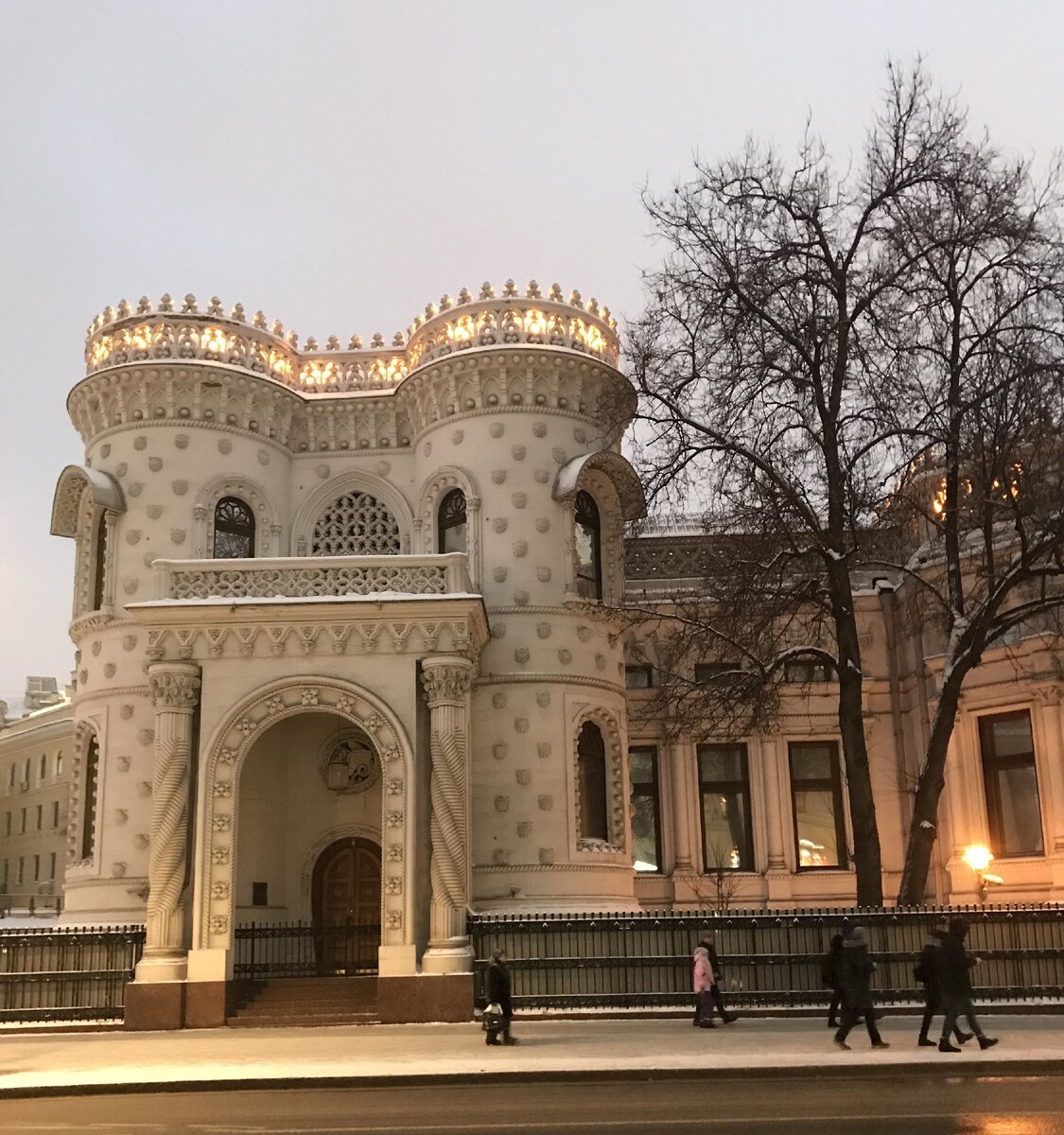 «Дом дурака» или сказочный дворец: особняк Морозова в Москве – один из моих самых любимых