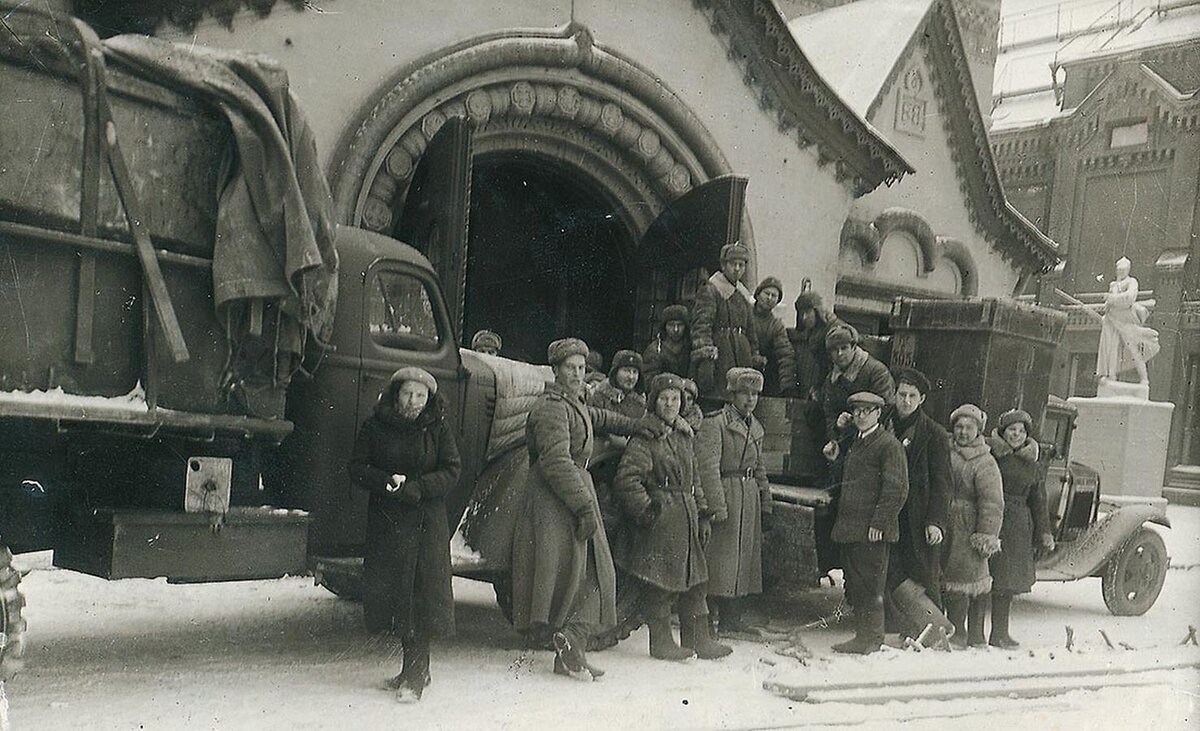 Музеи в годы войны