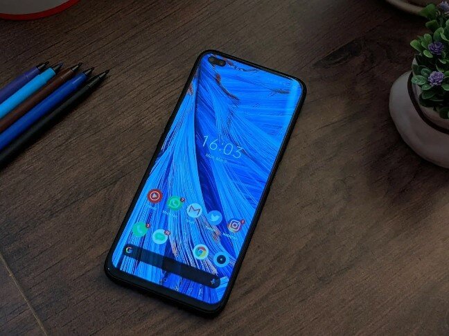 Realme 6 Pro - смартфон. Изображение с сайта Яндекс картинки