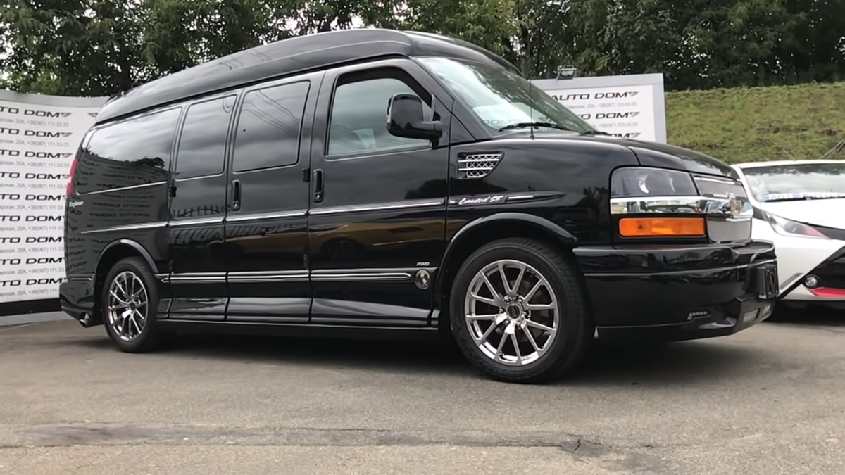 Chevrolet Express 2020. И премиальный минивэн и автобус на 15 человек! |  АВТО mobil | Дзен