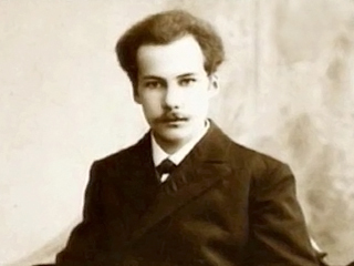 
 Борис Николаевич Бугаев, известный под псевдонимом Андрей Белый – выходец из блестящей профессорской среды конца XIX века.