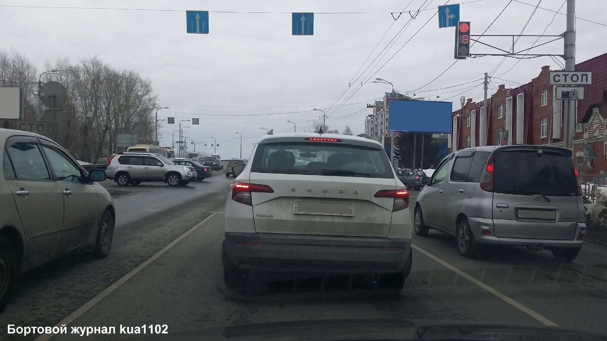 Škoda Karoq, на мой взгляд, выглядит очень консервативно, но подойдет для абсолютно любого возраста водителя. Автор фотографии kua1102 