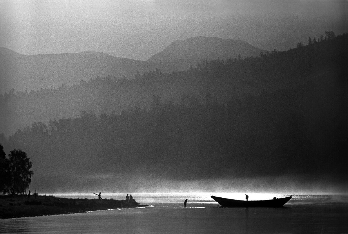 Это тоже лучшие фоторафии по мнению экспертов отражающие магию воды...