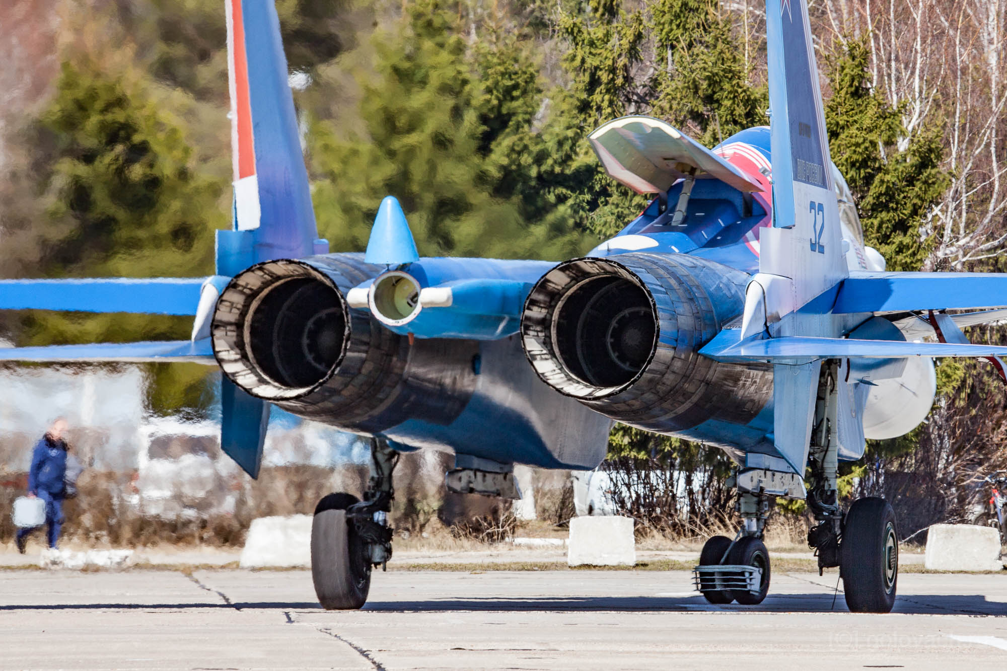Показываю чем отличаются истребители Су-27 и МиГ-29. Размер имеет значение! ✈️??7