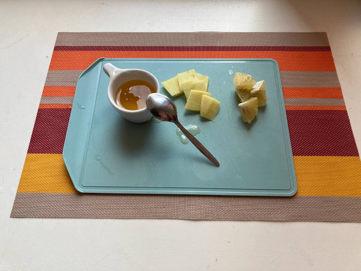 Способ нарезки лимона и имбиря