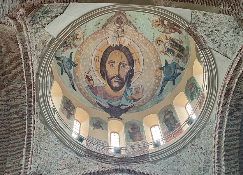 В Большом Пицундском храме, Пицунда, 2021 г.