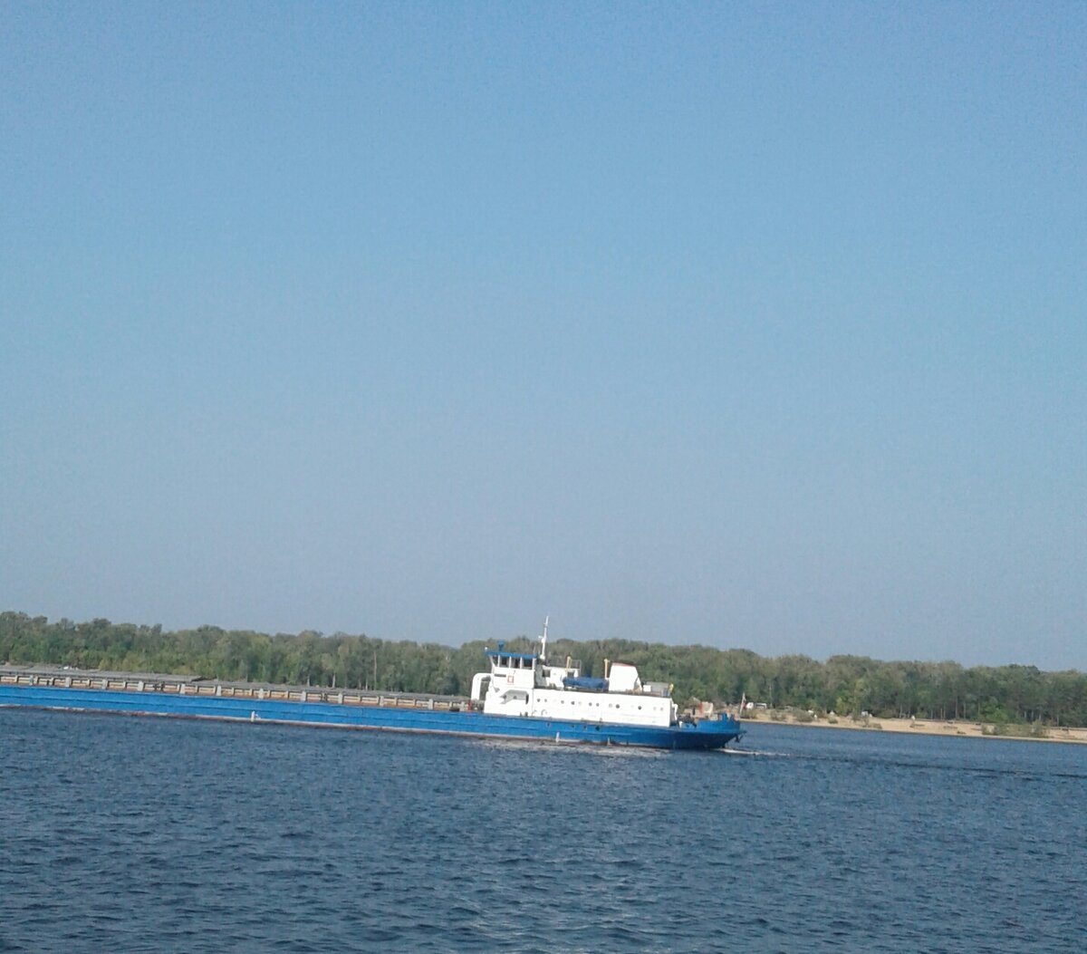 Авторское фото. Плывем к Жигулям.