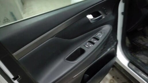 Как правильно снять обшивку двери на автомобиле Hyundai Elantra - YouTube
