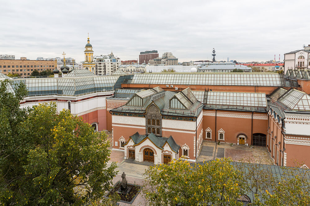 В третьяковской галерее что находится кроме картин