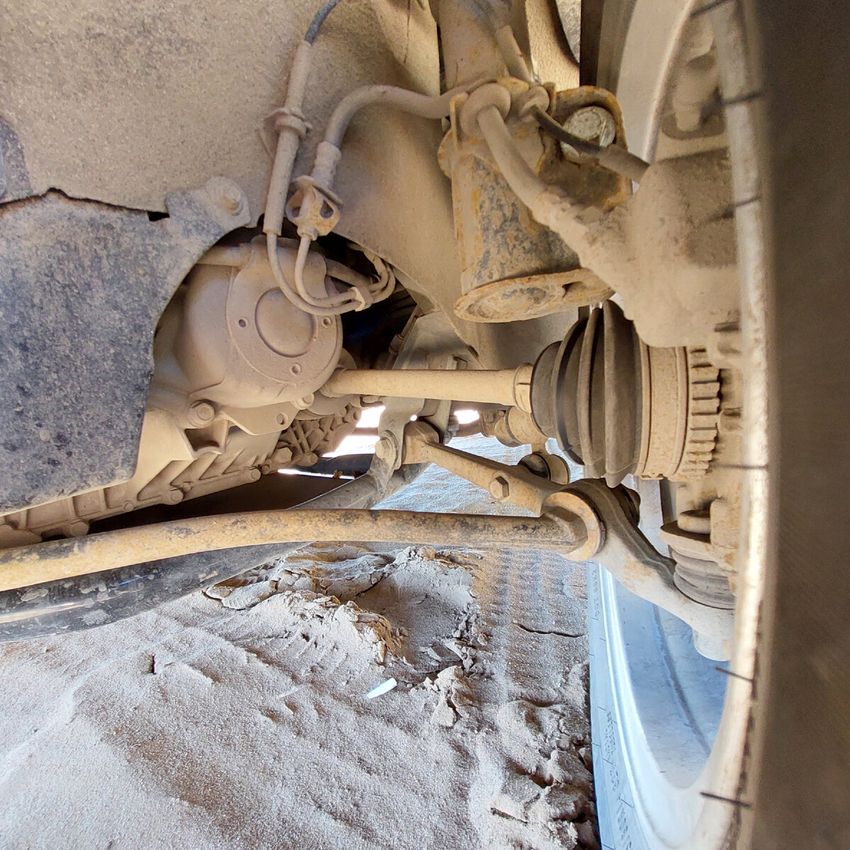 Общий вид ходовой части на Гранте после 5-ти лет эксплуатации.