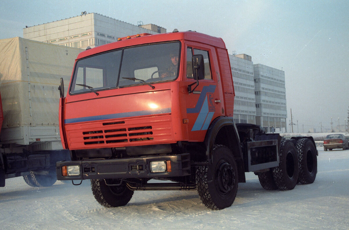 Семьдесят четыре тонны премьеры: тест-драйв нового Камаз-65806