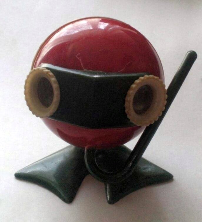 Фото из сети (кое-где этот артефакт называют диаскоп водолаз)