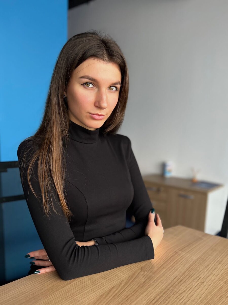 Вероника Фриева - административный менеджер компании Union Brokers. 