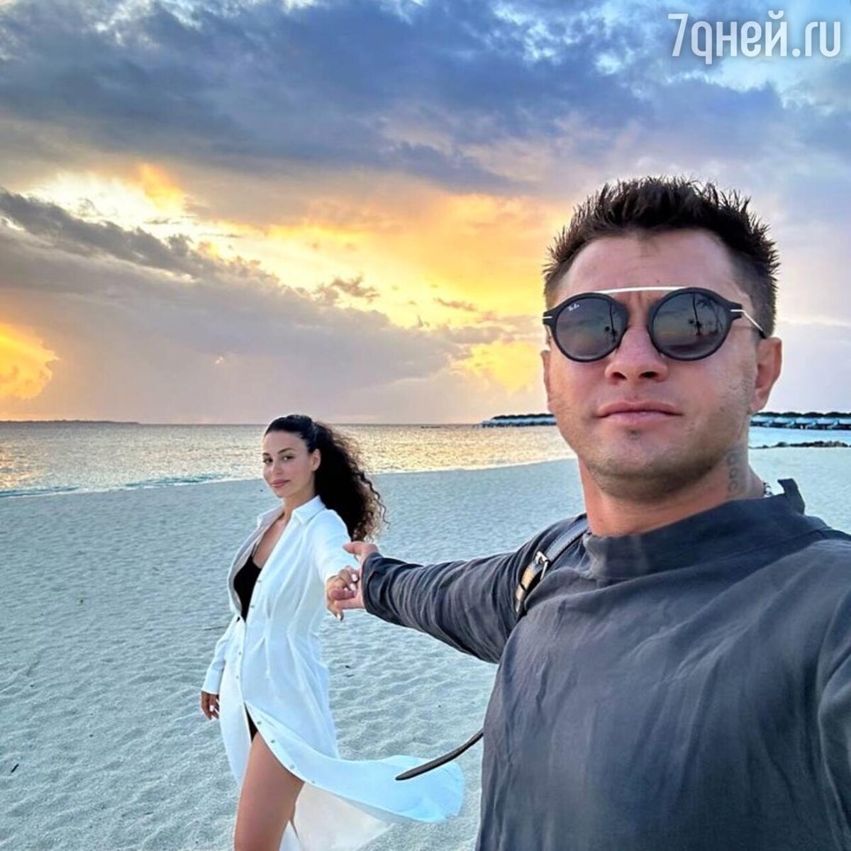    Павел Прилучный и Зепюр Брутян Социальные сети