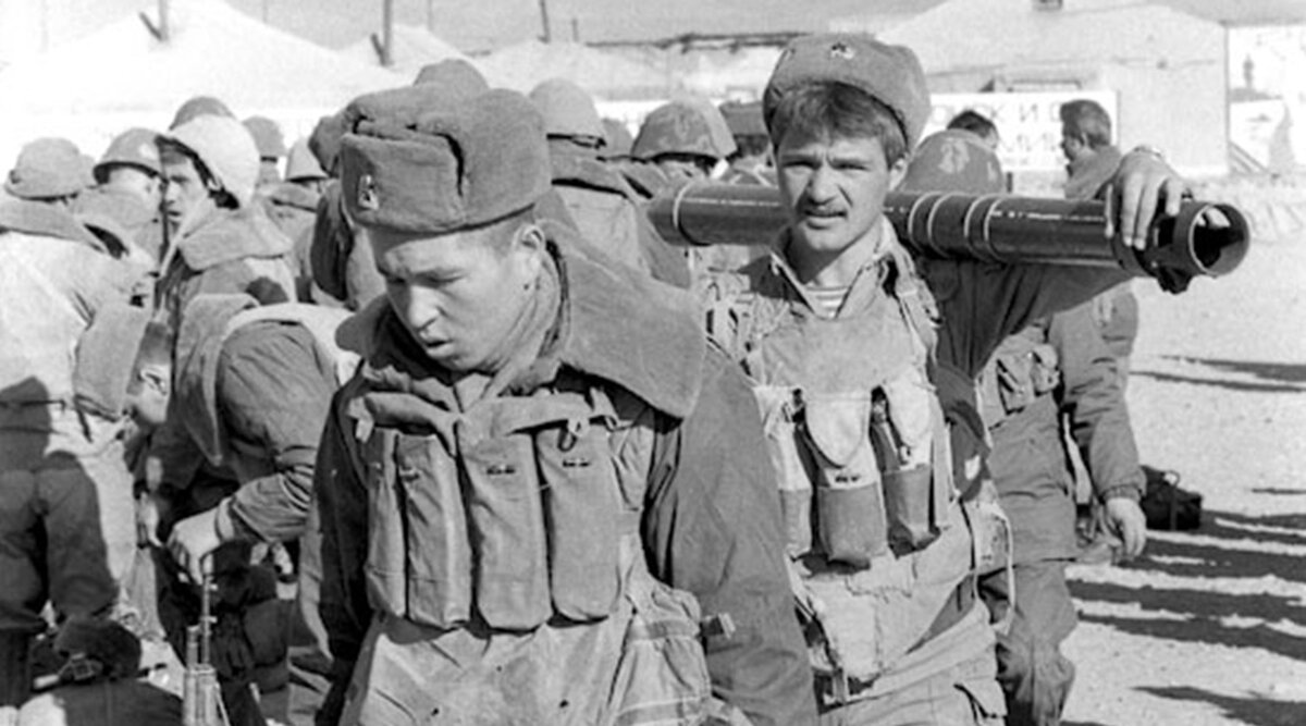 19 августа – День мотострелковых войск