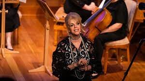    Оперные певцы Югры выступили с гала-концертом под наставничеством Любови Казарновской